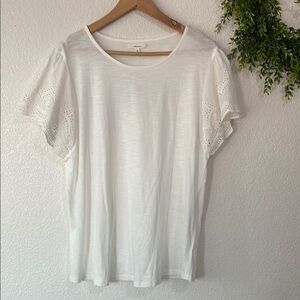 Maurices White Pullover Top With Eyelet Short Sleeves XL